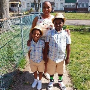 Meet your Posher, Adrienne